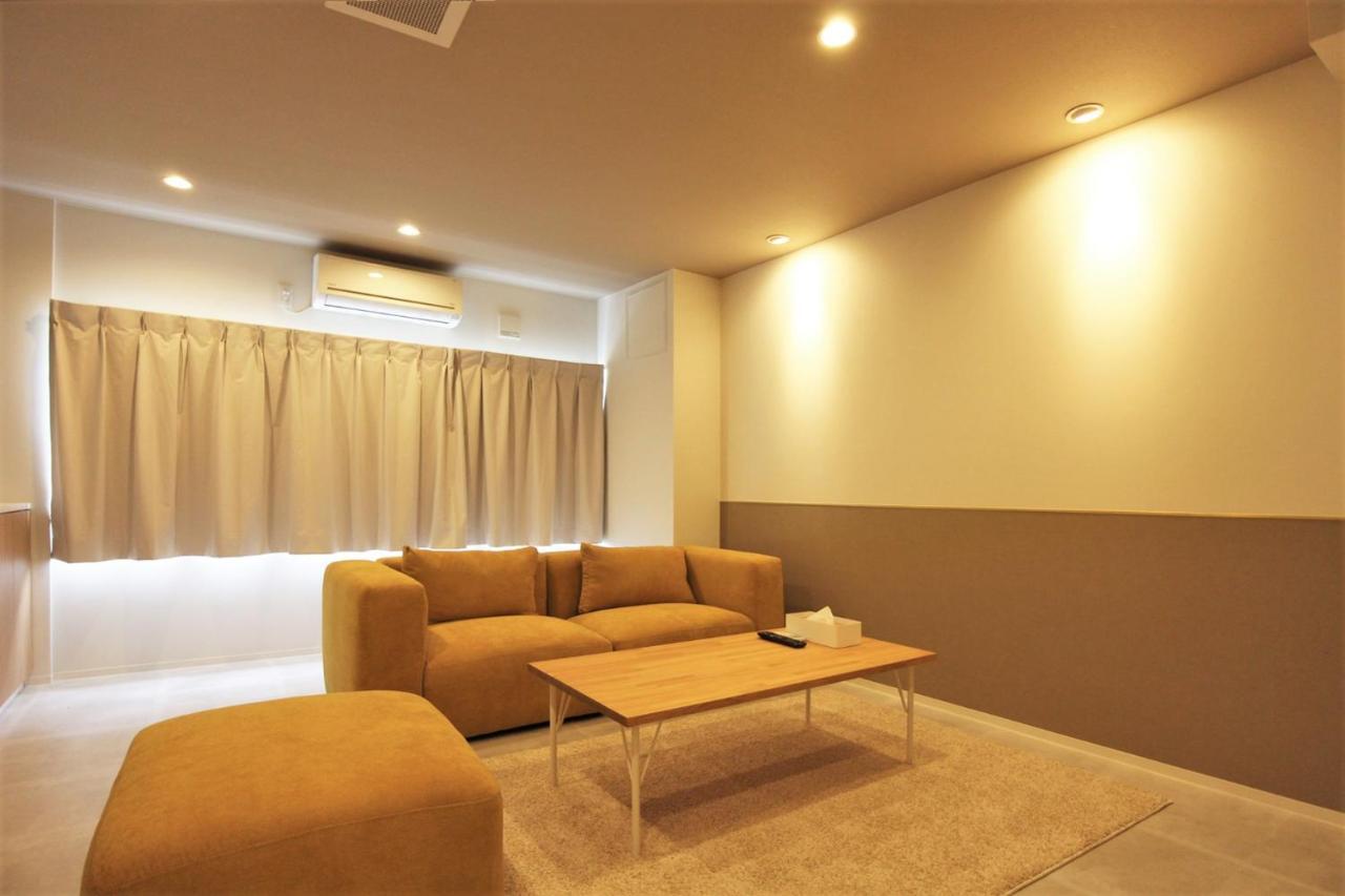 Sekai Hotel Nishikujyo Osaka Exterior photo